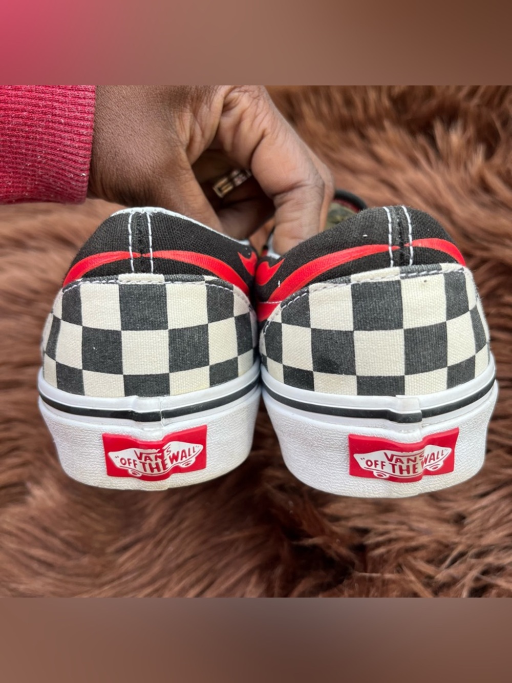 Disney x Vans Mickey and Minnie Canvas Sneakers - Picture 13 of 14